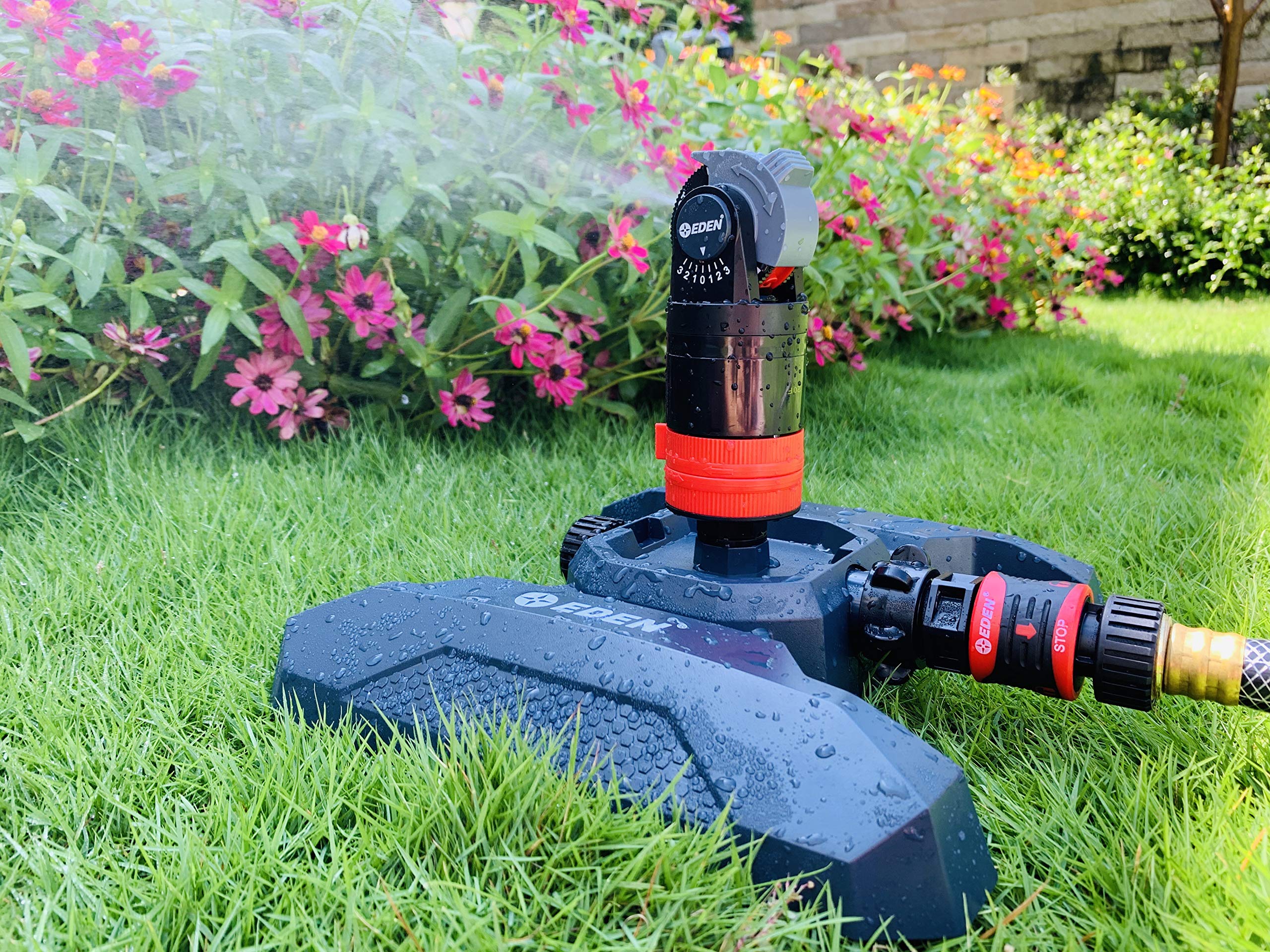 Eden 360-degree coverage spray pattern provides broad lawn watering.