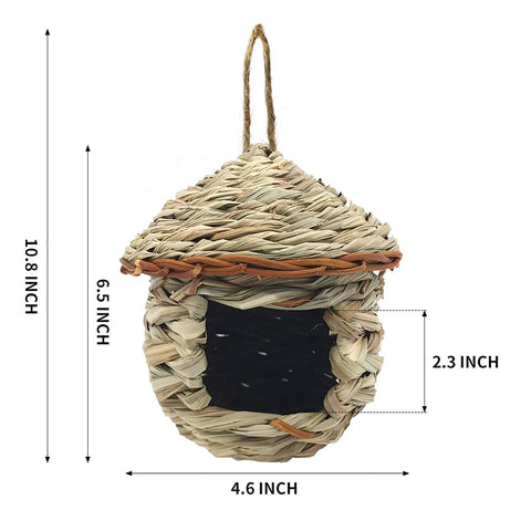 Eeaivnm hummingbird house wide bottom supports movement and airflow.