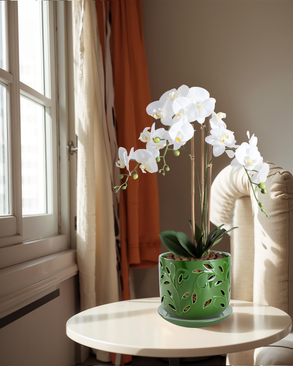 EFISPSS ceramic pot with drainage holes supports steady moisture and roots.