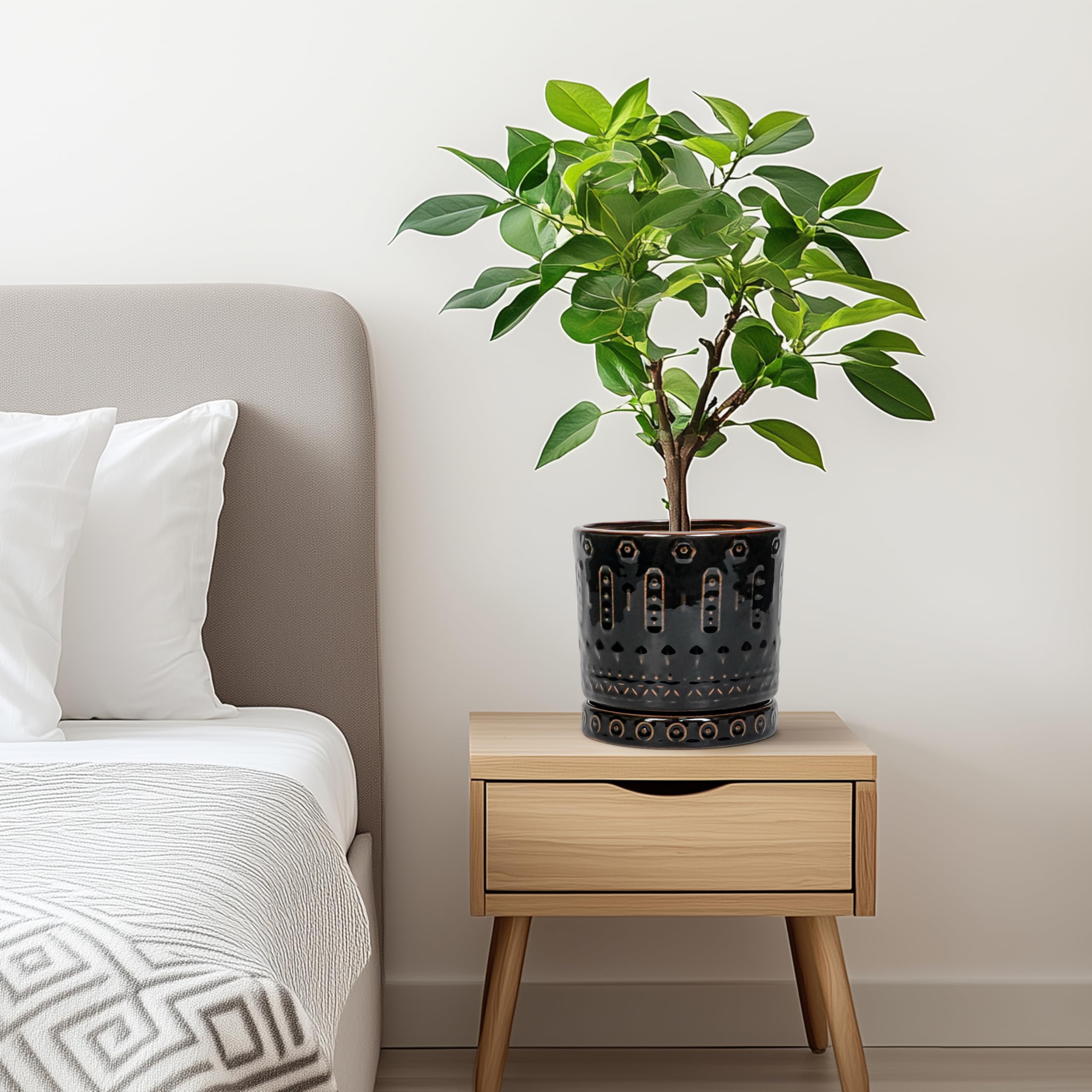 Eightpot ceramic pot closeup reveals durable ceramic finish.