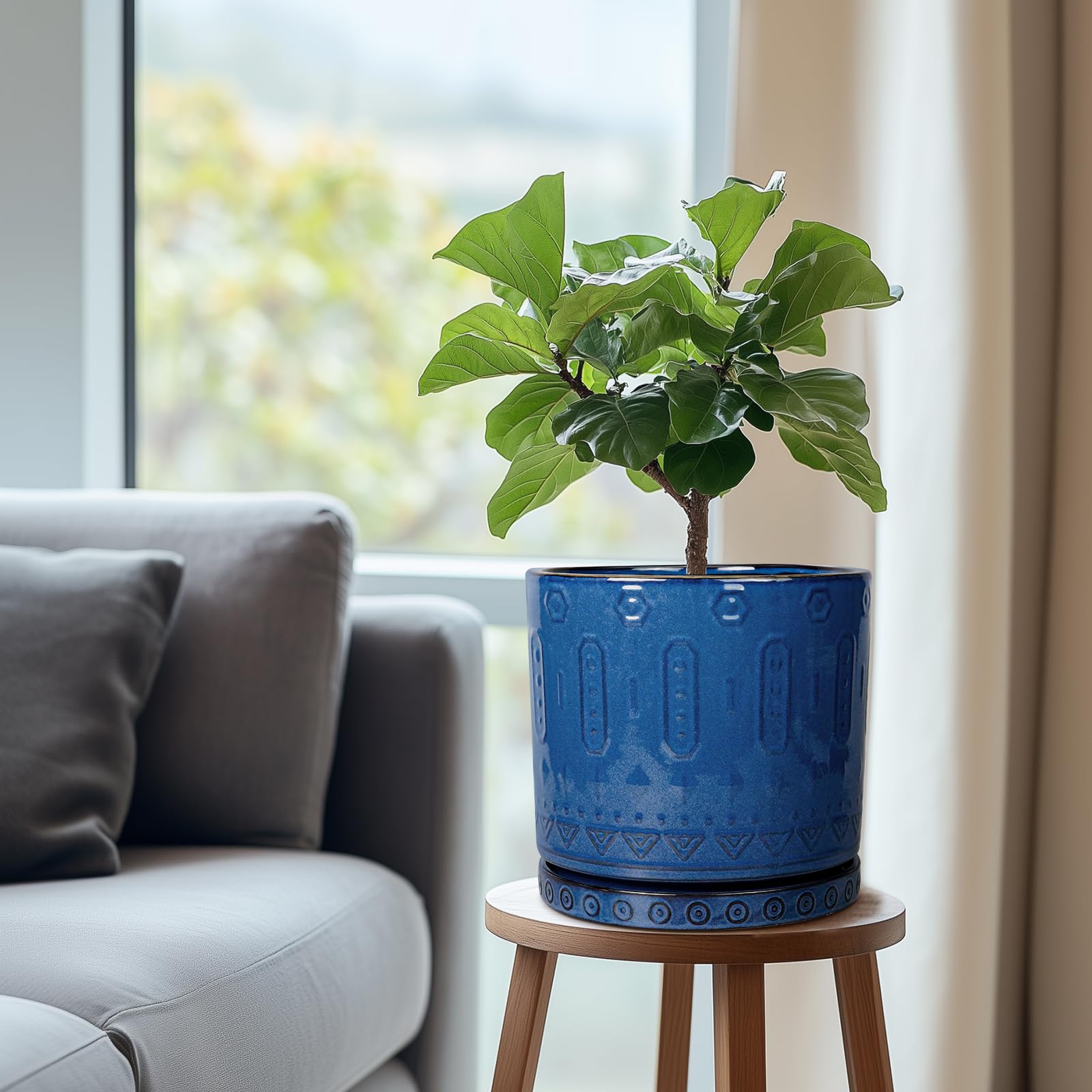 Eightpot ceramic saucer close-up shows modern blue glaze and geometric pattern for decor.