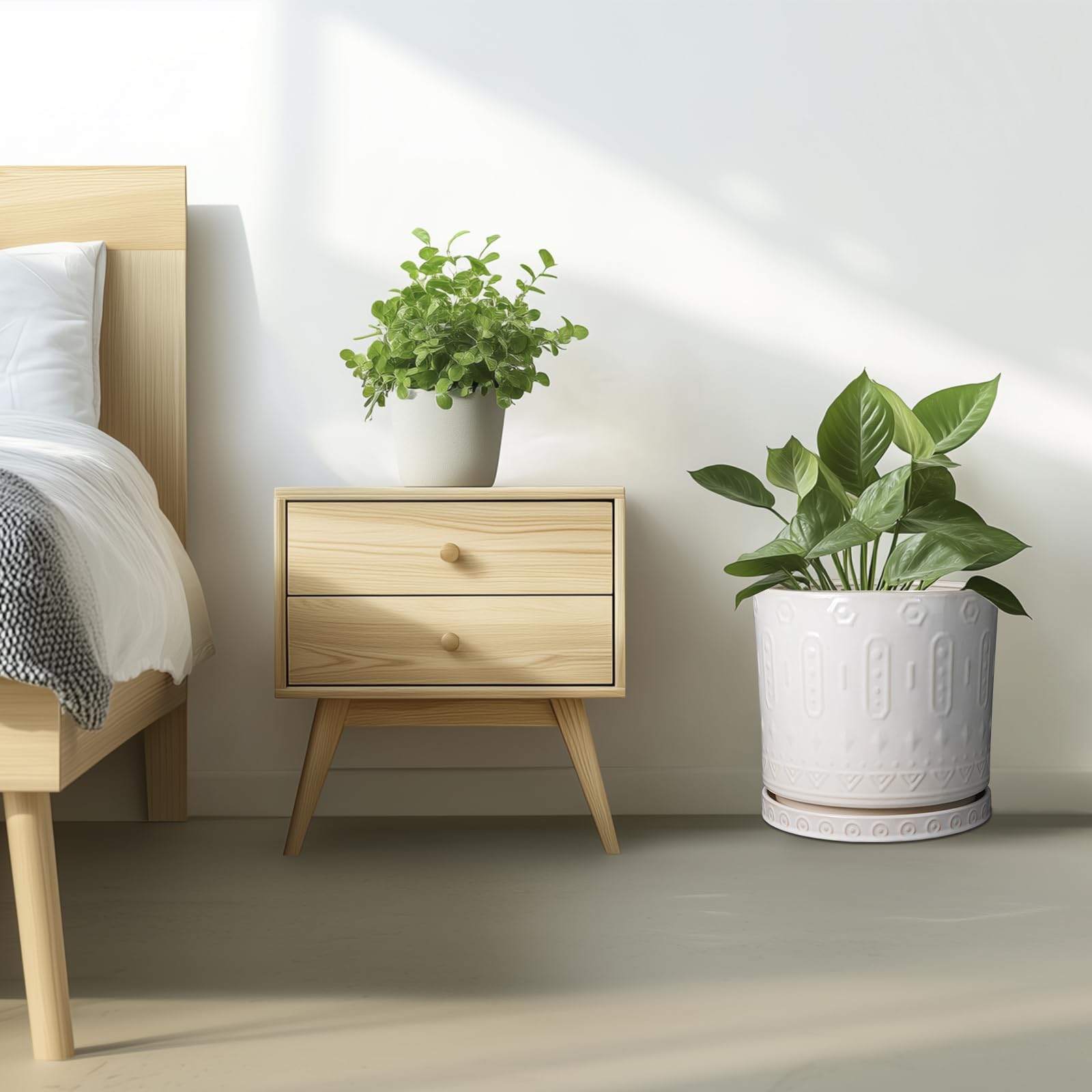 Eightpot durable ceramic pot resists scratches for daily use.