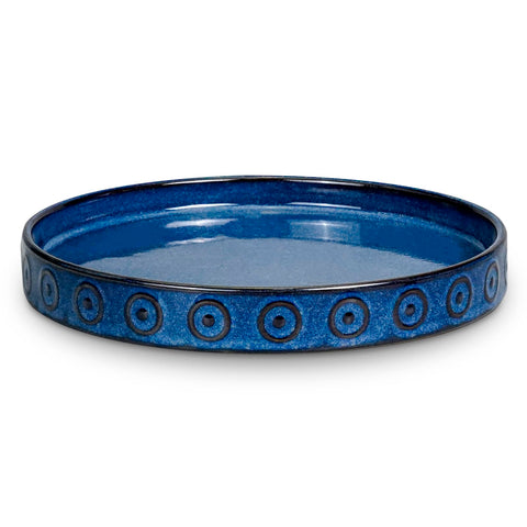 Eightpot blue ceramic plant saucer with 7.5-inch diameter catches excess water.