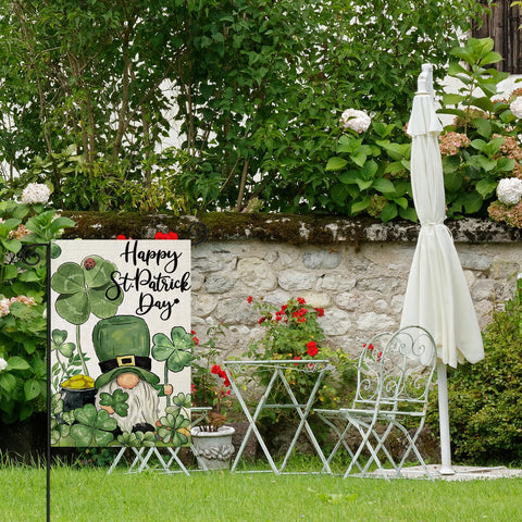 EKOREST Watercolor design brightens garden decor with cheerful hues.