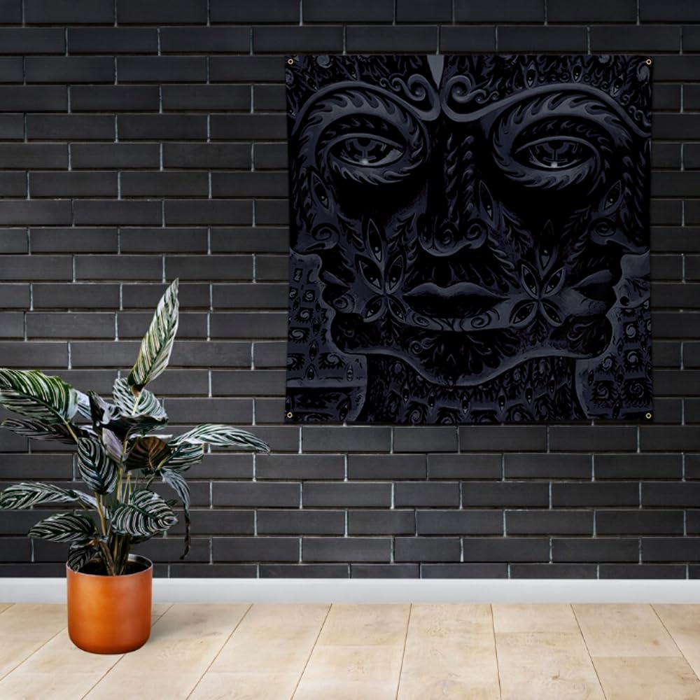 Eksent banner featuring UV-resistant dye for lasting color