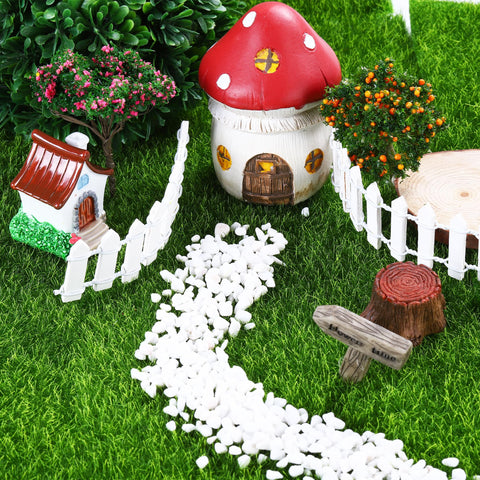 Elcoho miniature lawn panel, water-resistant and reusable for seasonal displays.