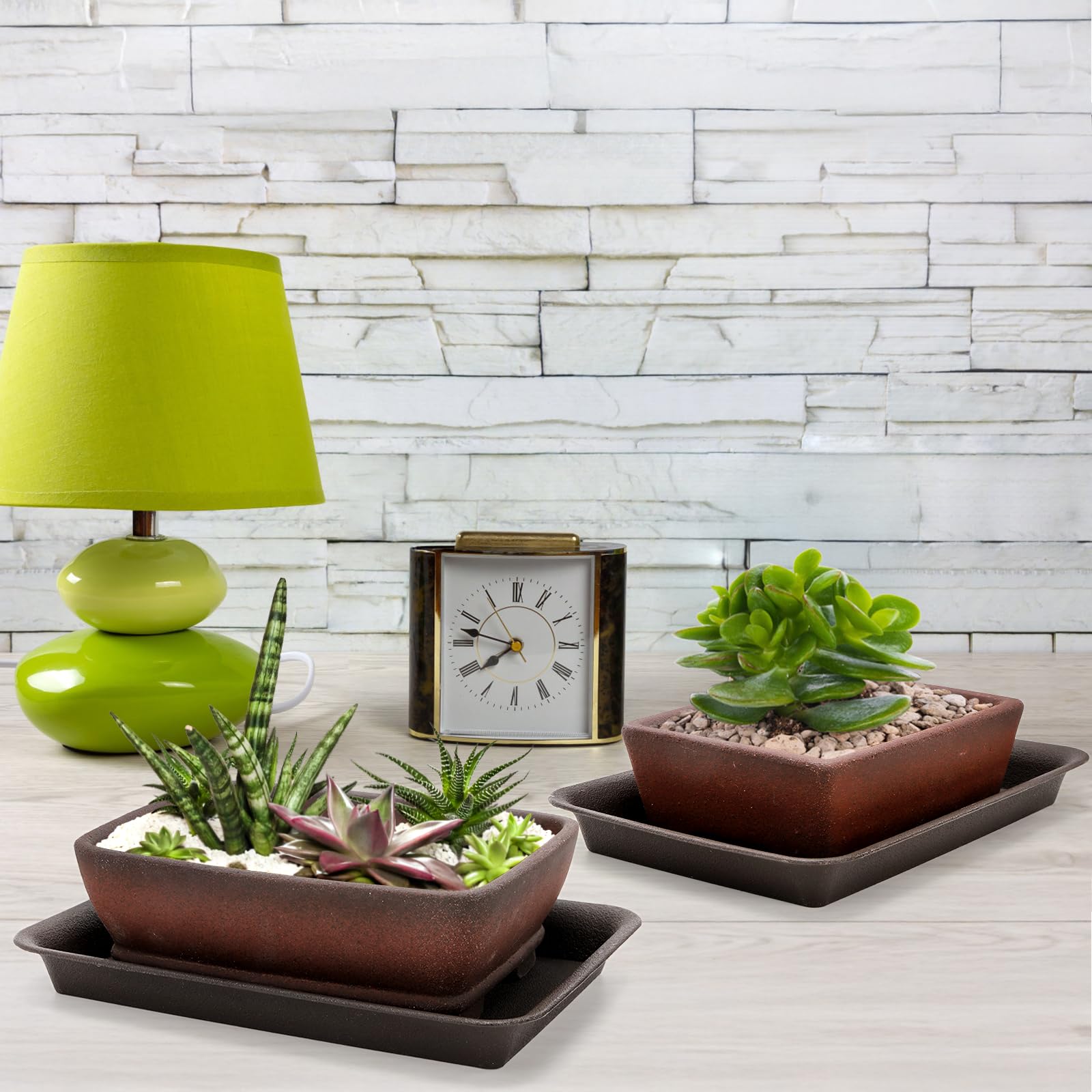 ELFULLY vintage gradient terracotta pot adds warm rustic charm.