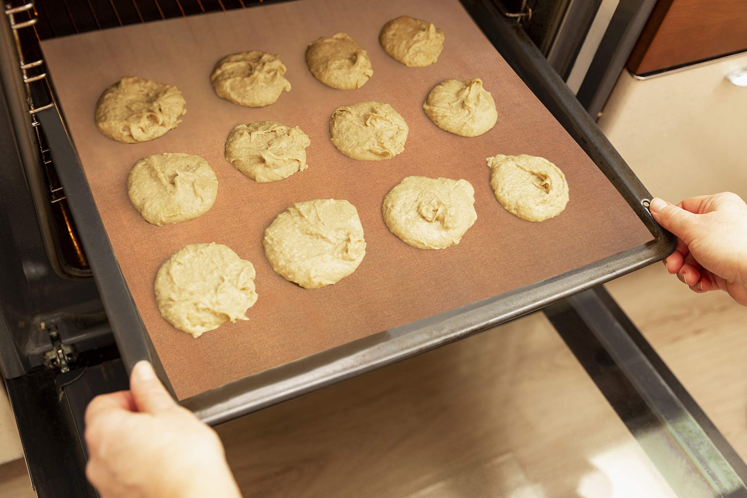 EMAANIA 3-pack oven liner provides versatile coverage for multiple oven bottoms