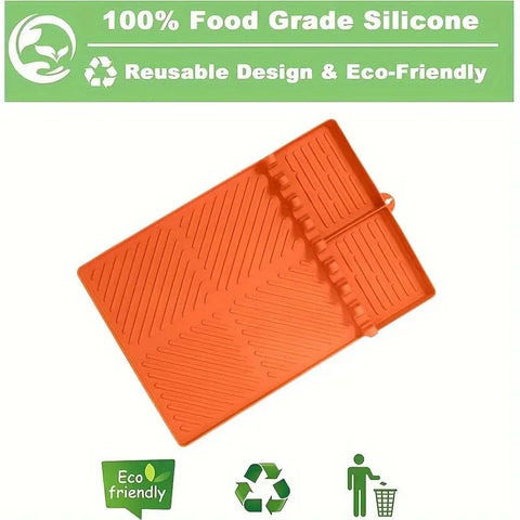 Emptycolor waterproof and grease-resistant mat simplifies cleanup after cooking.