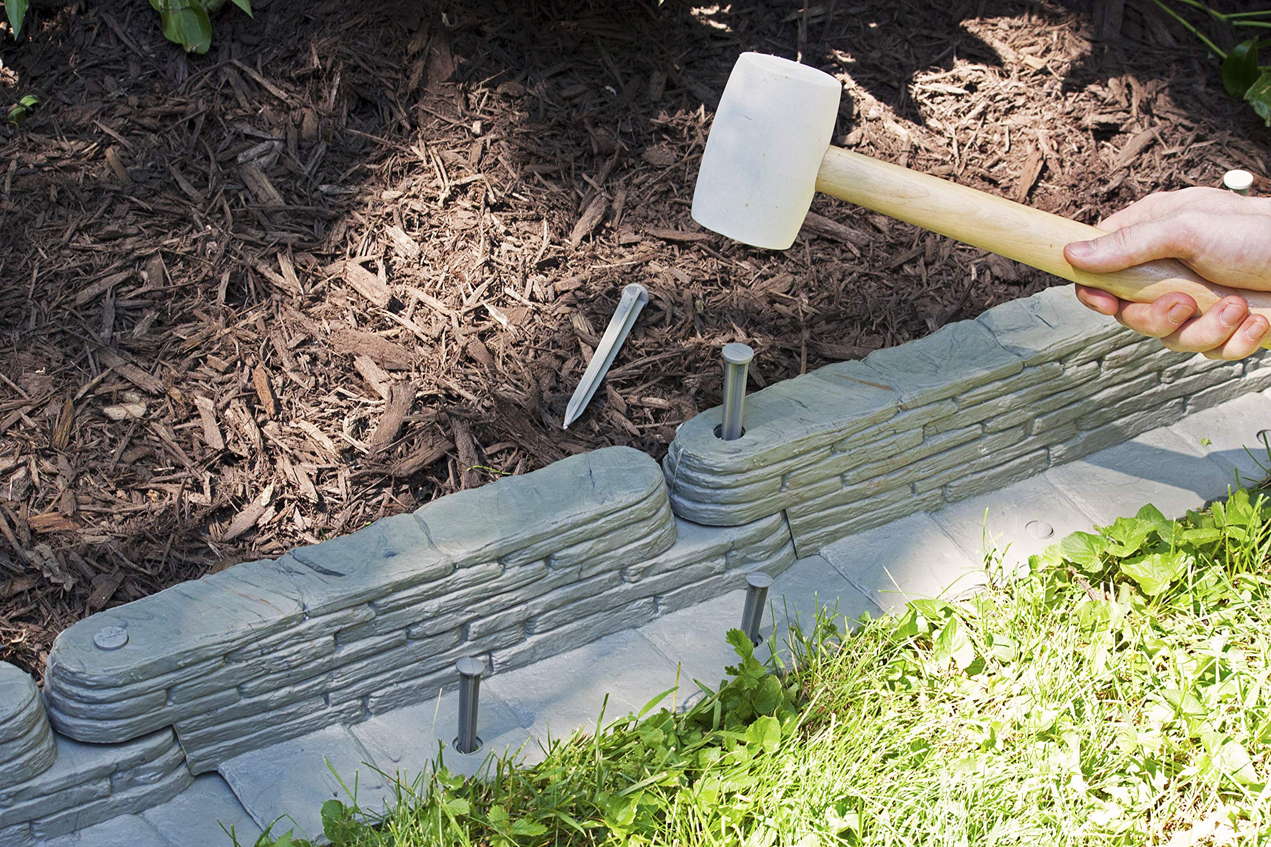 Emsco Bedrocks adjustable-angle pieces allow curves and borders