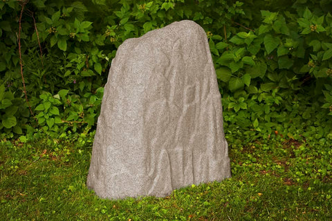 Close-up texture of Emsco 2280 sandstone rock highlighting authentic finish