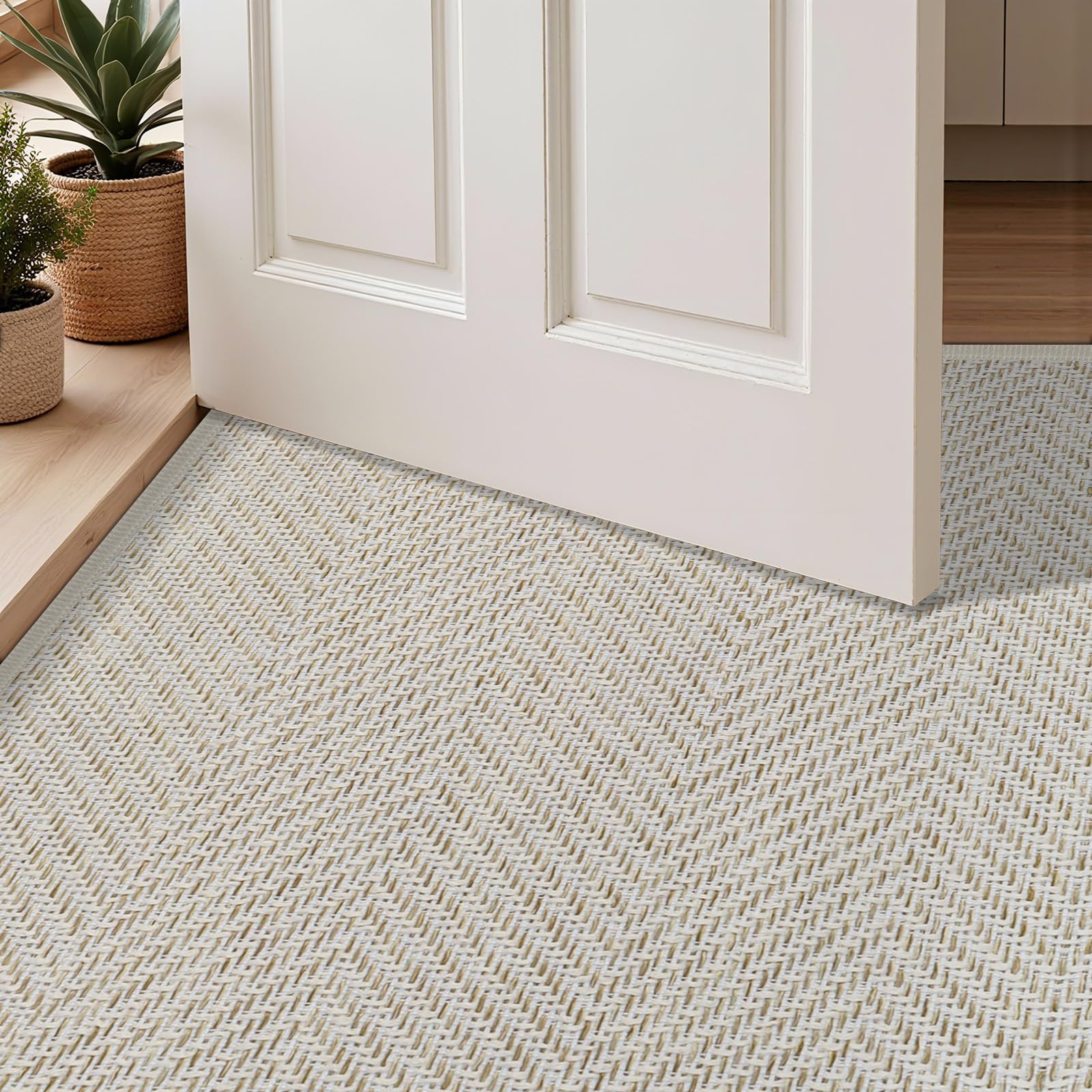 ENHASIV easy-clean durable door mat can be shaken, vacuumed, or machine washed
