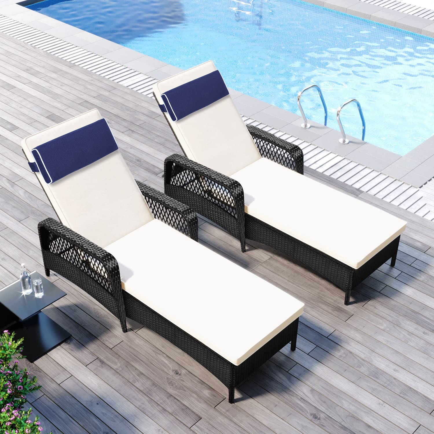 Enipate head pillow with white piping complements patio furniture