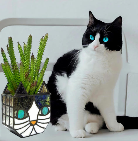 Entlityful cat stained glass planter doubles as candle holder for cozy evenings