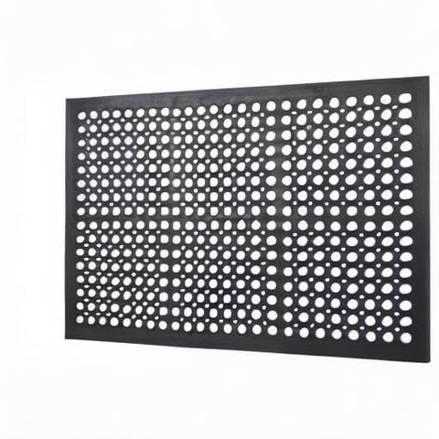 Envelor easy-clean mat for quick maintenance.