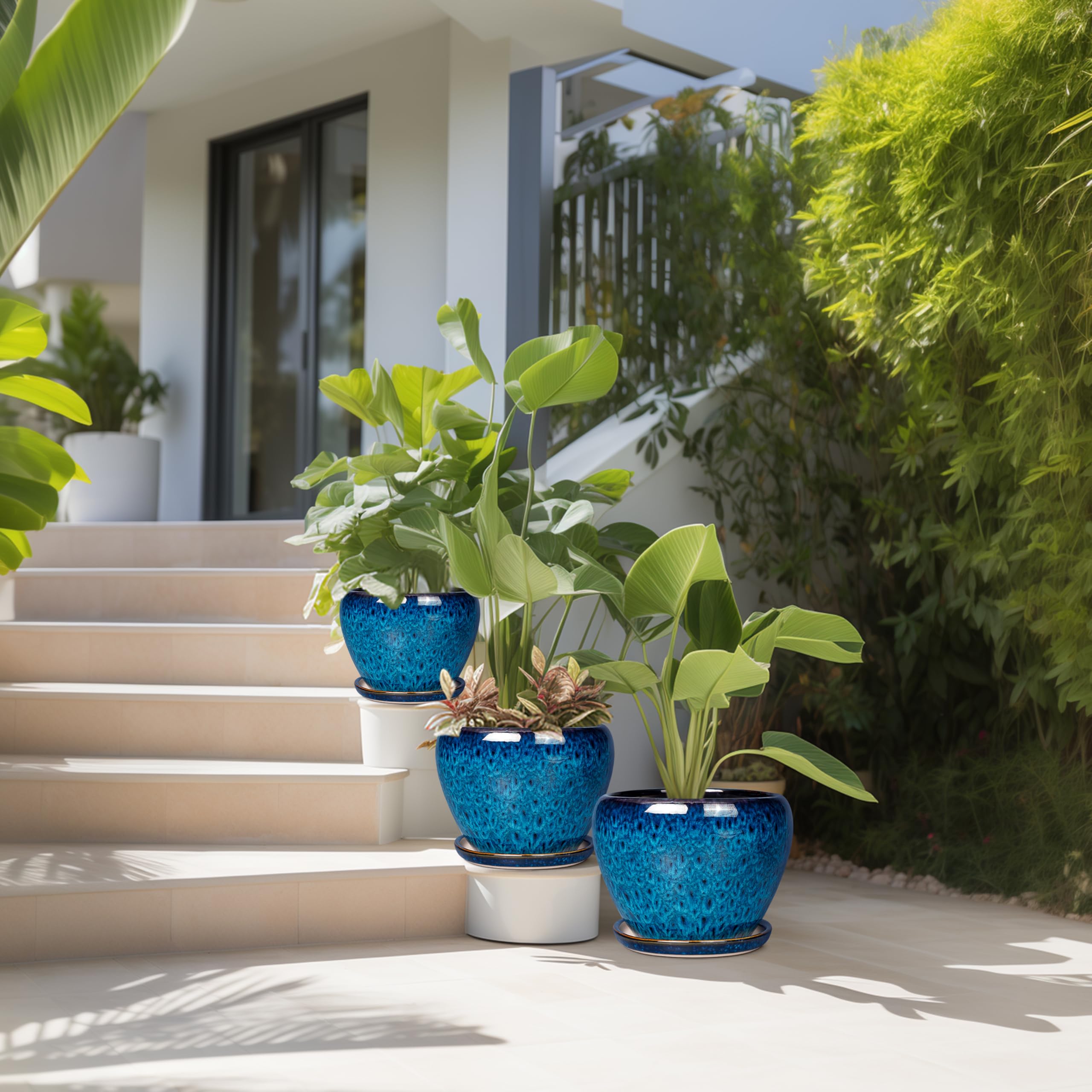 Easy-to-clean EPFamily blue ceramic planter surface with smooth glaze