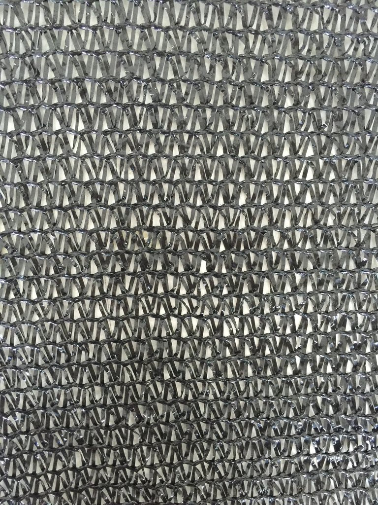 e.share durable UV-stabilized polyethylene mesh for long-lasting garden protection.