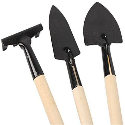 Eshylala mini triangle shovel with durable metal head and ergonomic grip.