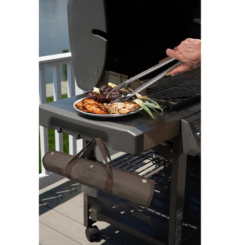 Esie Houzie 16-inch meat fork for easy lifting.