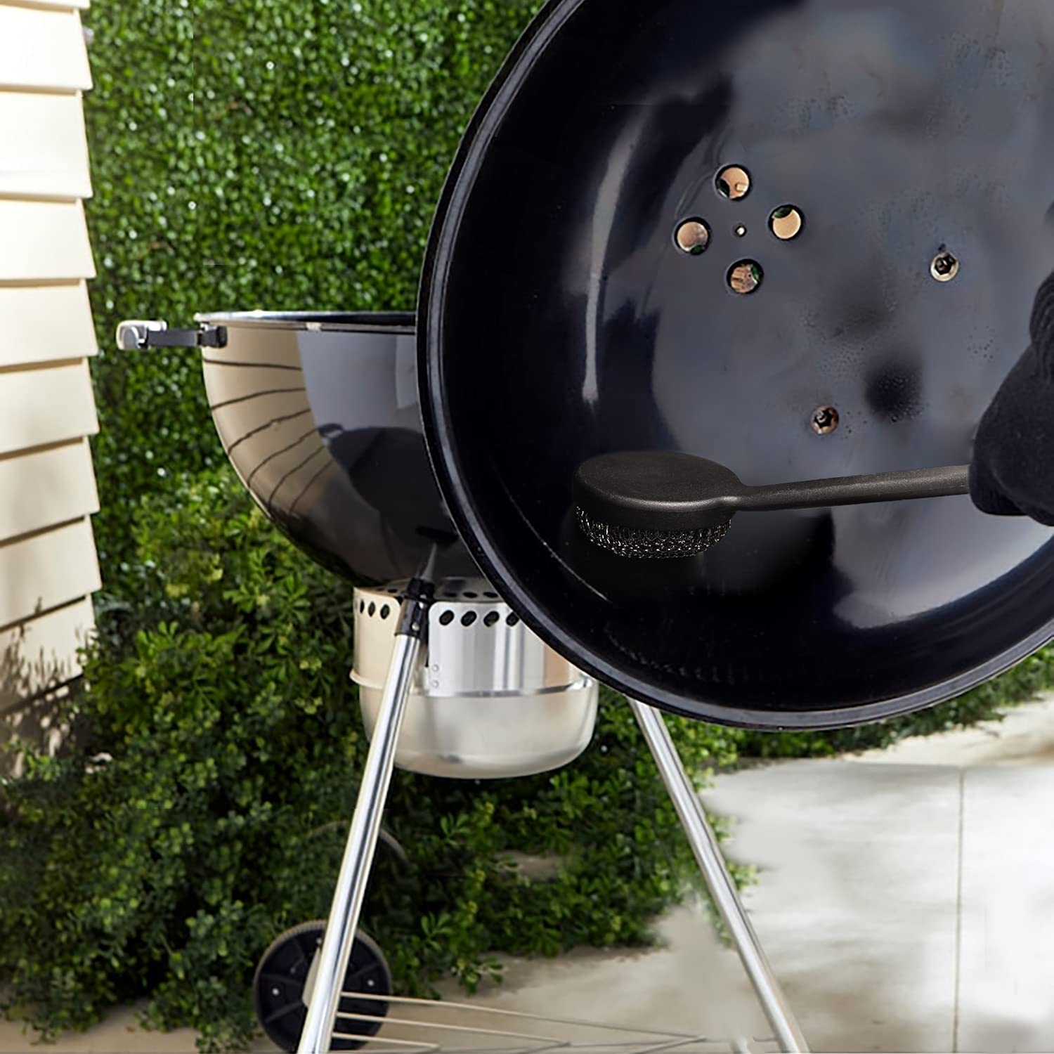 Esie Houzie porcelain-grate compatible cleaner for porcelain grills