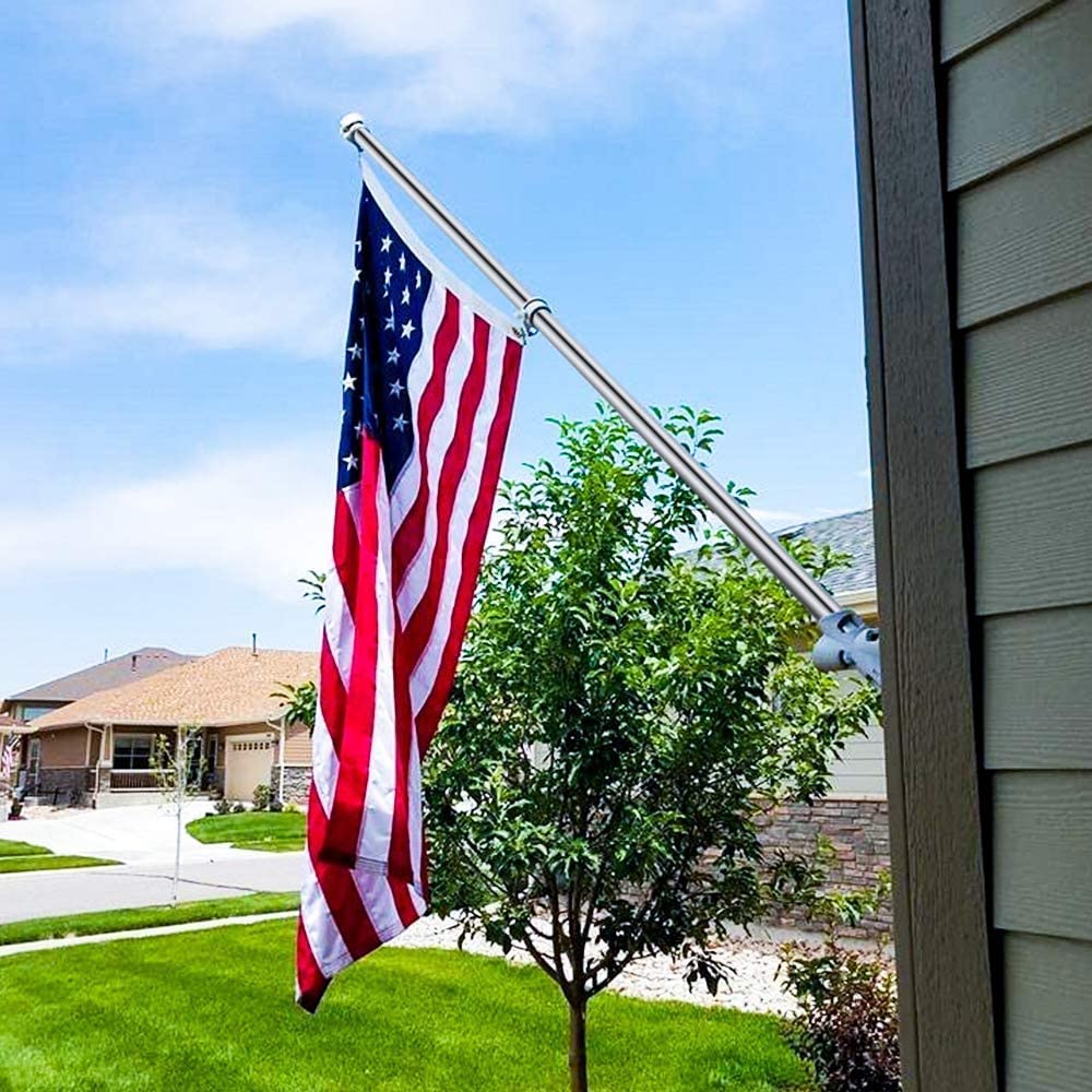 Keeps flags fluttering smoothly with tangle-free rotation.
