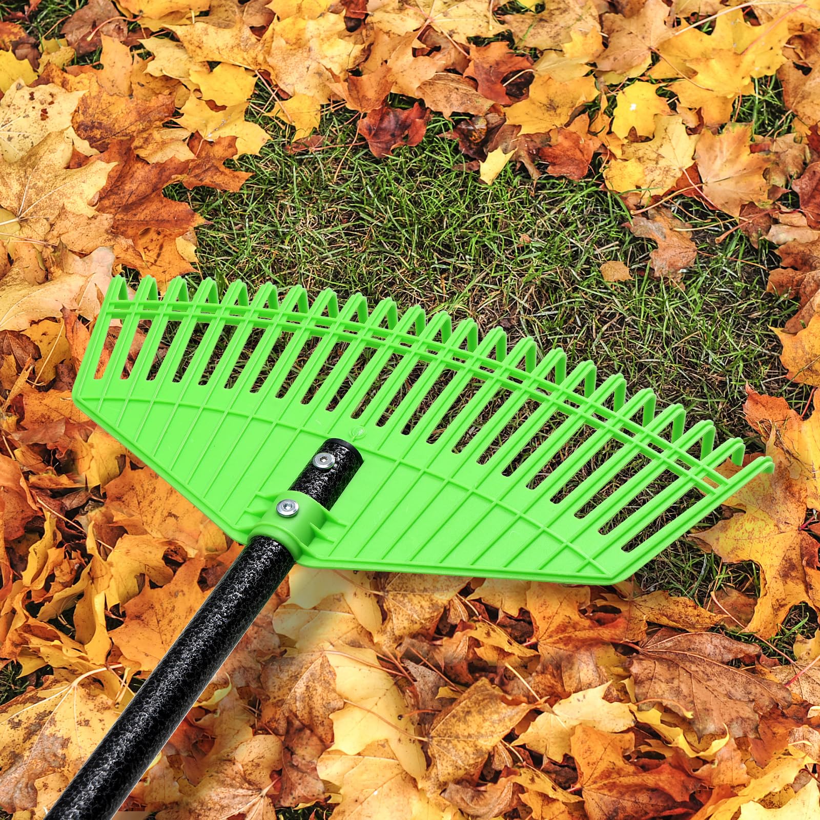 EUIJOIP leaf rake with a 16.5-inch head for fast leaf collection
