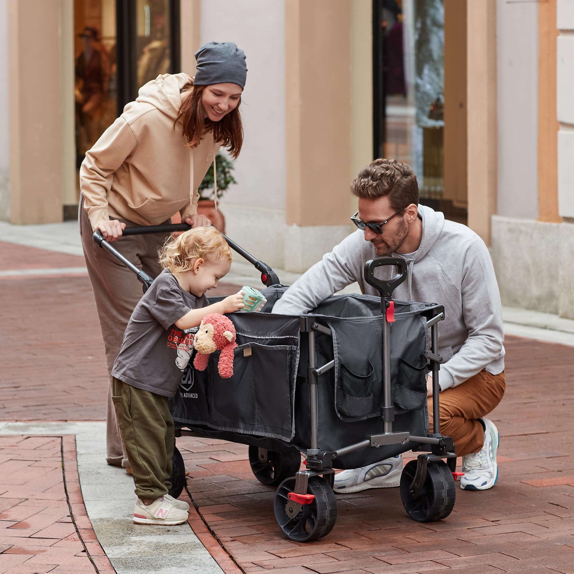 Ever Advanced quick-release wheels simplify folding and storage.