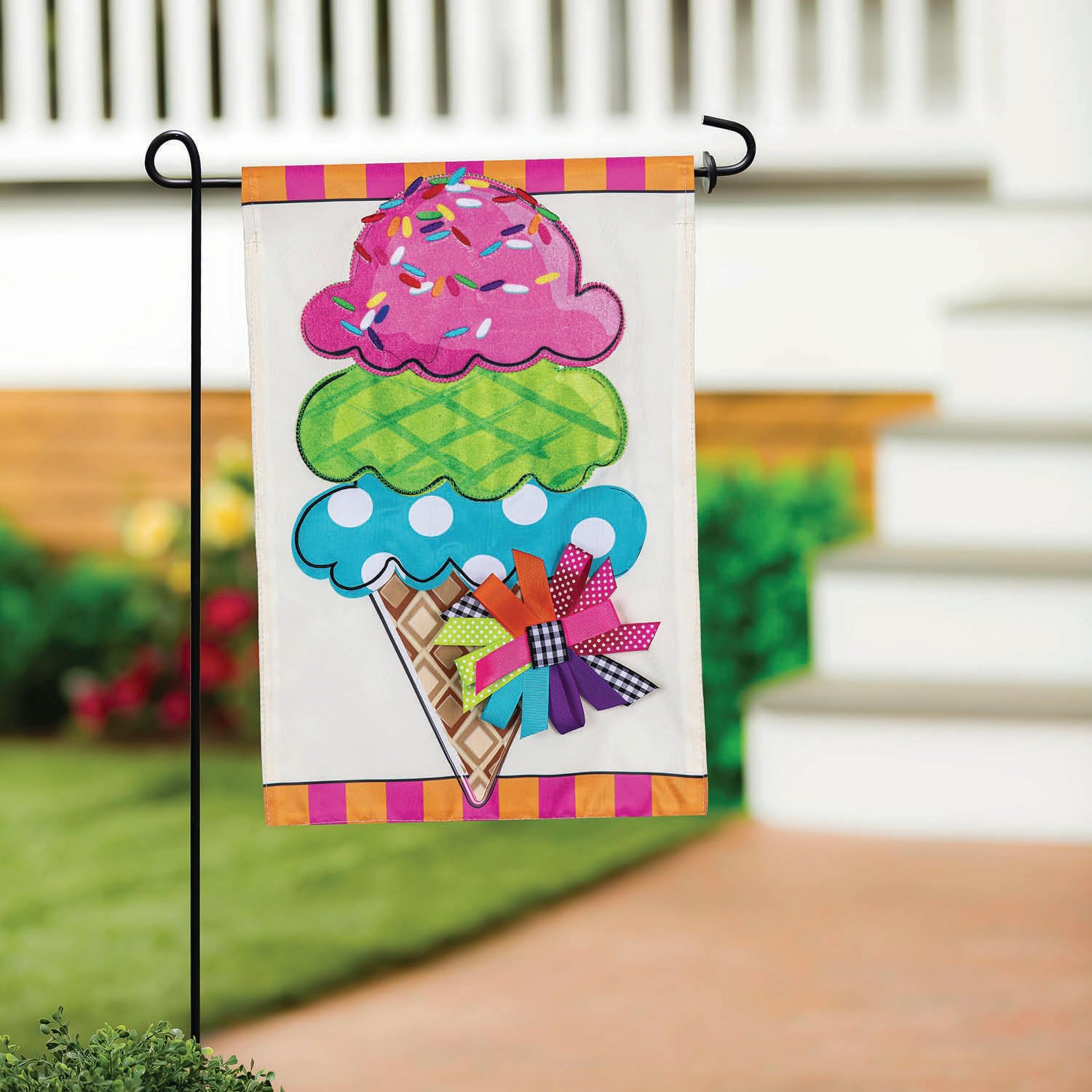 Evergreen Flag double-sided welcome garden flag visible from both sides.