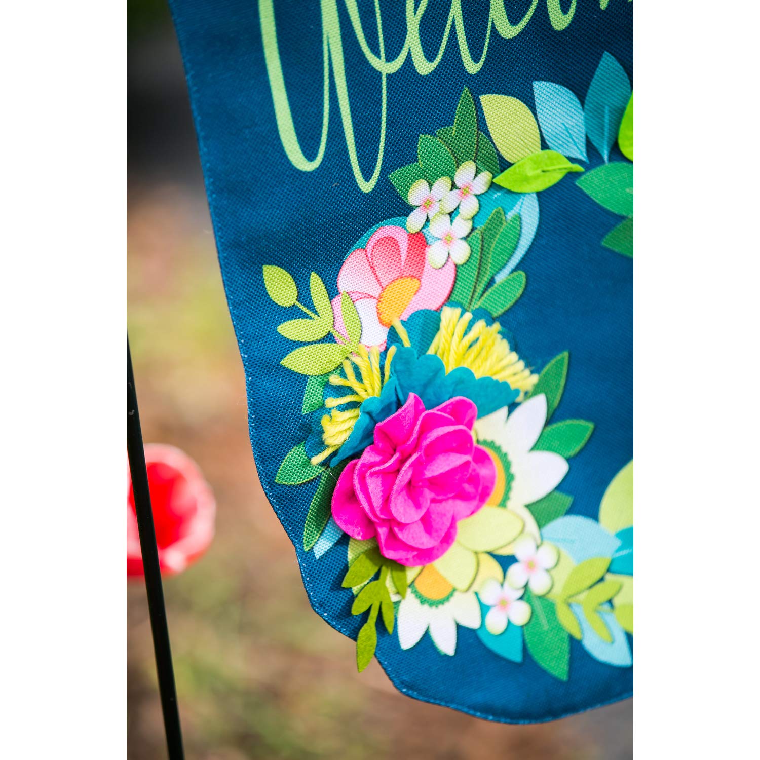 Evergreen Flag spring bloom garden flag 12x18, vibrant and weather-ready.