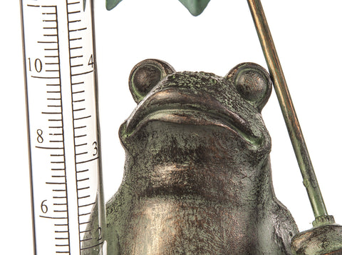 Evergreen Garden 5-inch glass gauge reads inches and centimeters for quick checks.