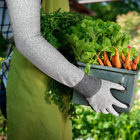 Evridwear gloves ideal for pruning and soil handling with breathable fit