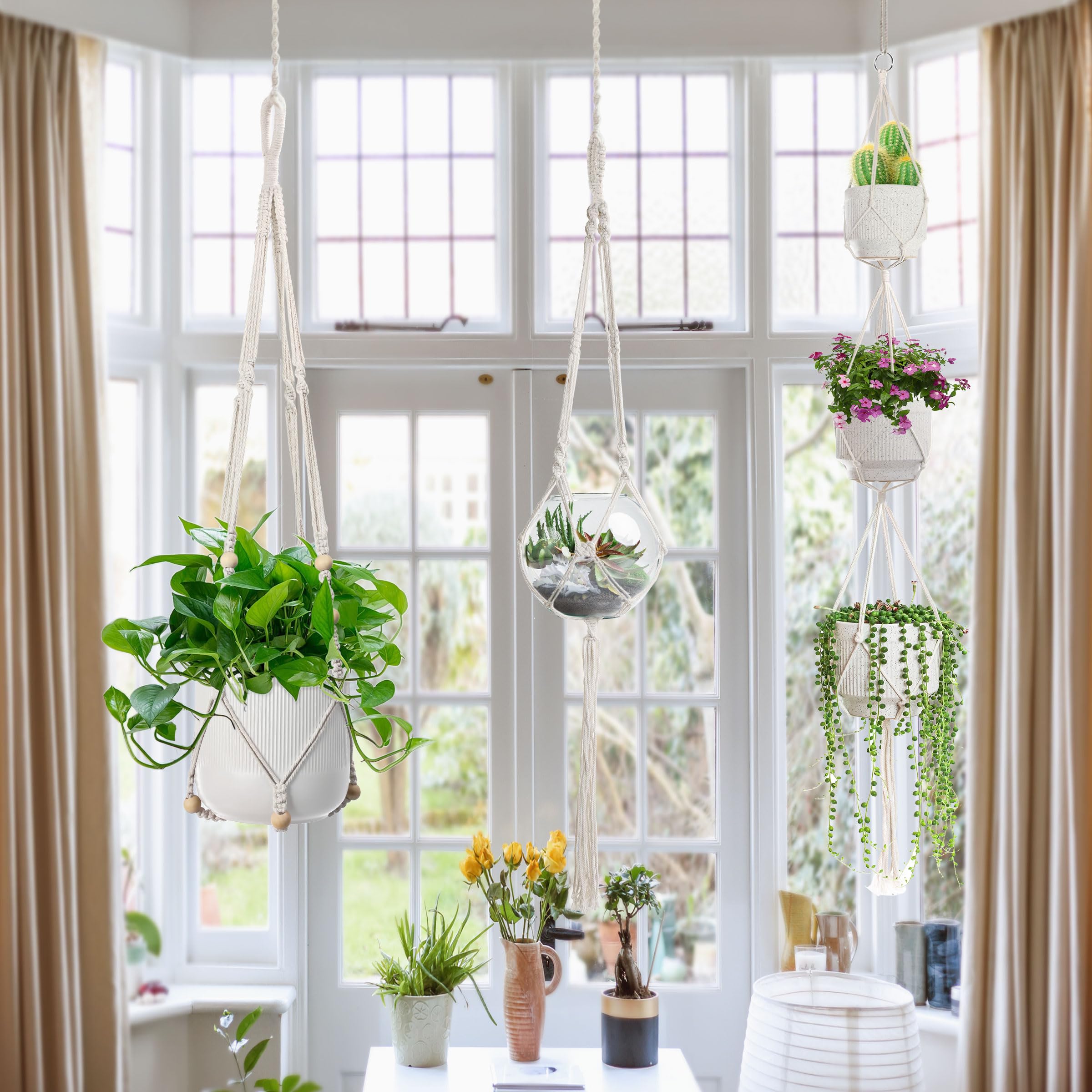 EWPJDK indoor-outdoor hanging setup enhances any living space with versatile use