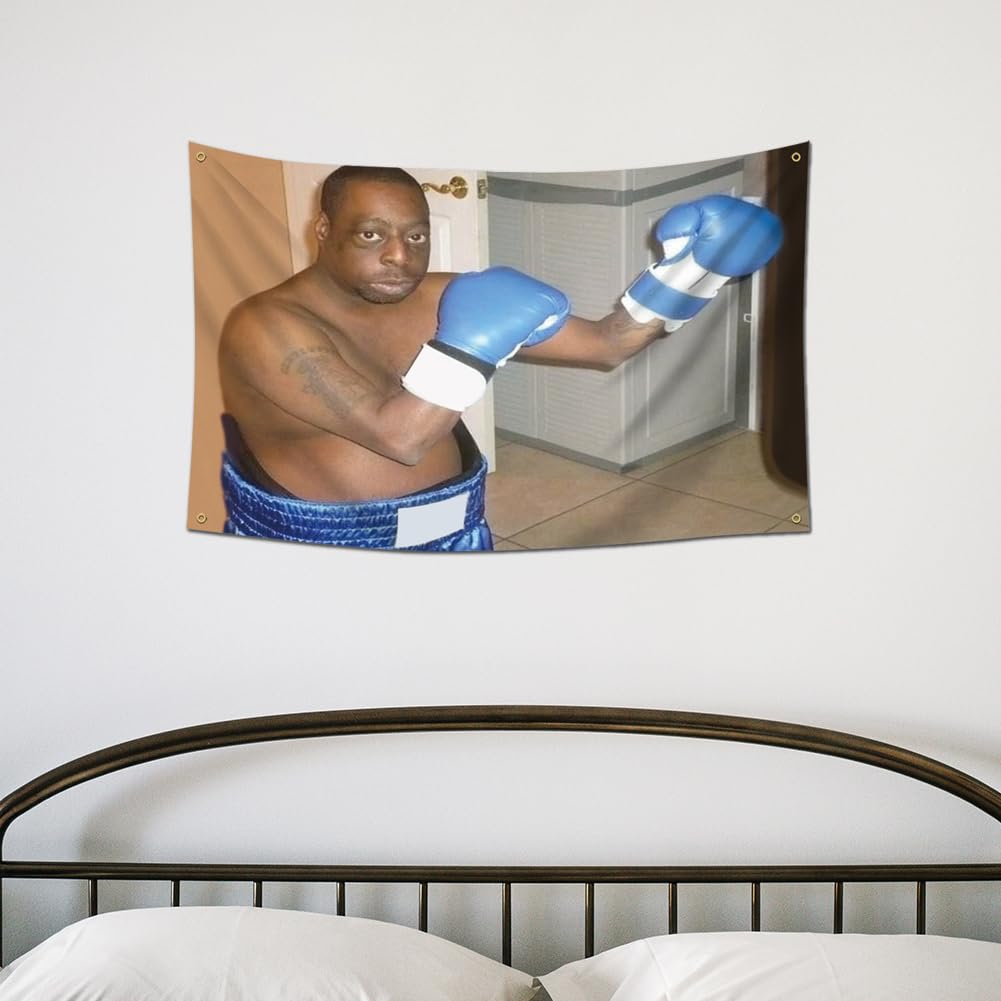 EWRITN Lester Green flag is lightweight and travel-ready.
