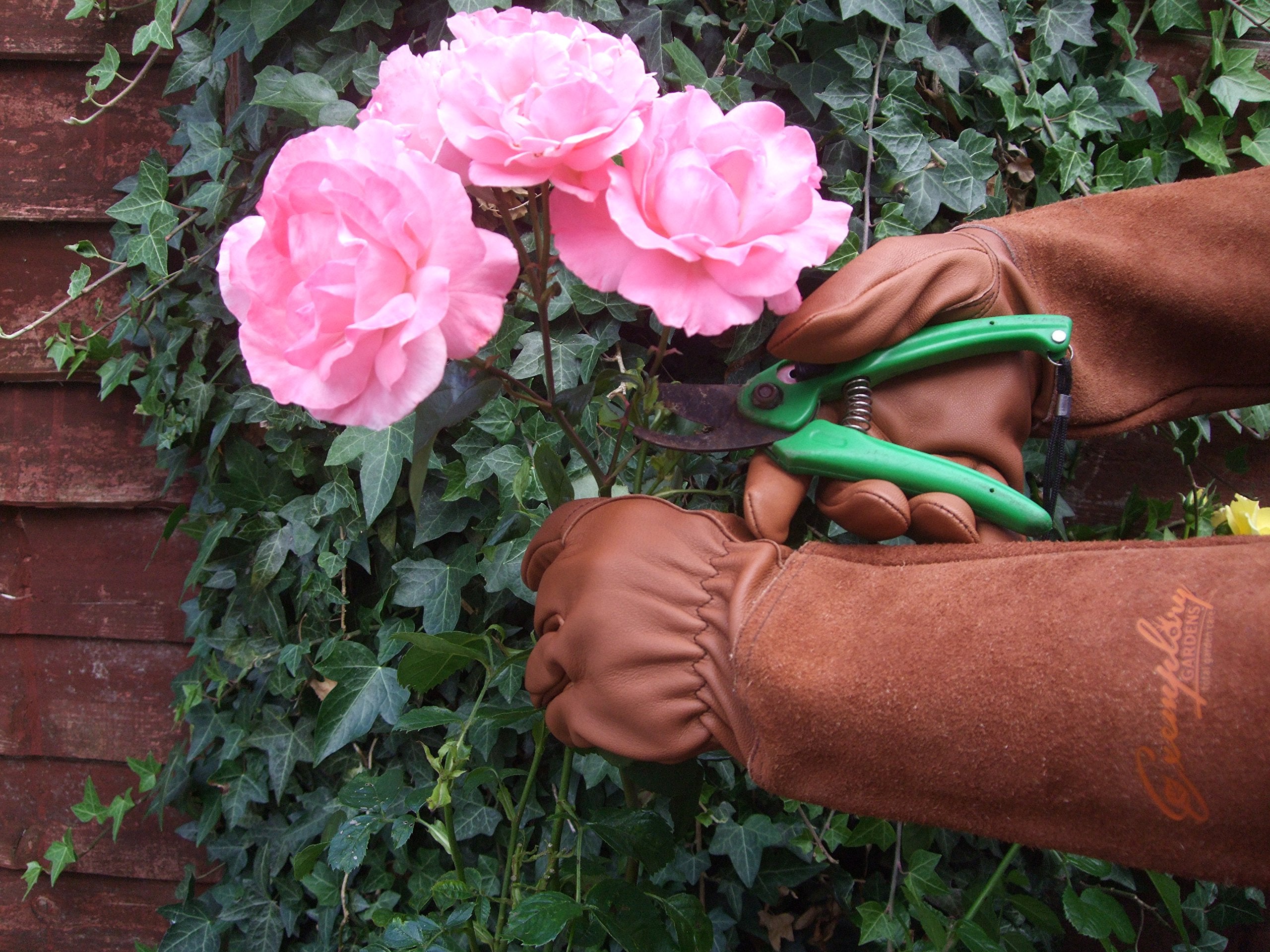 Ergonomically designed thumbs on Exemplary Gardens gloves improve tool grip.