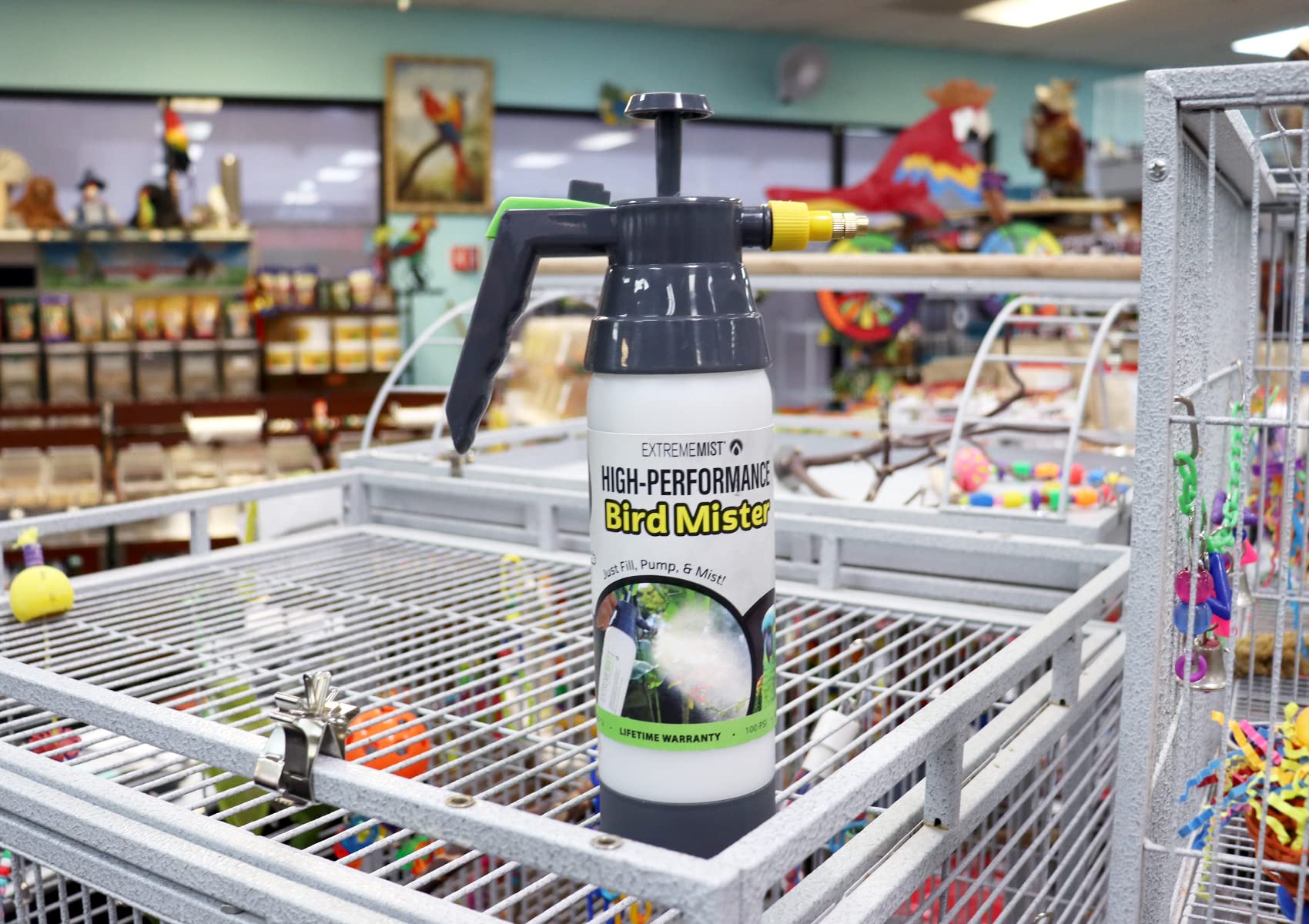 ExtremeMIST all-in-one-bird-care-solution reduces separate tools for care.