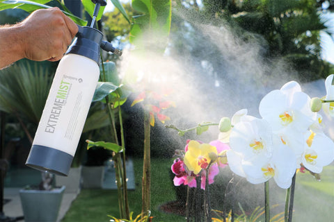 EXTREMEMIST fine mist ideal for nutrient dispersion to foliar-feed leaves.