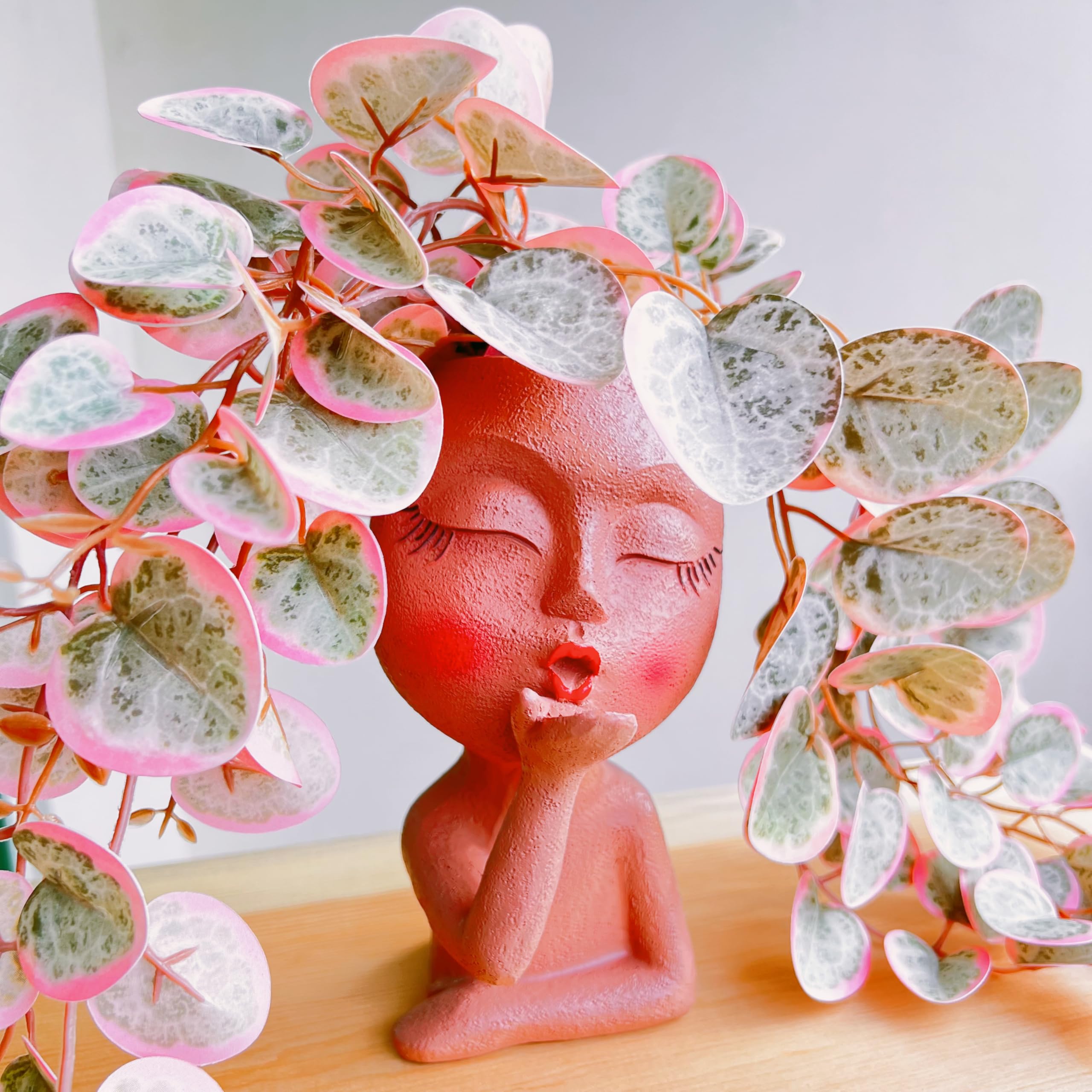 EylbKey handmade resin pot; versatile gift for home or office.