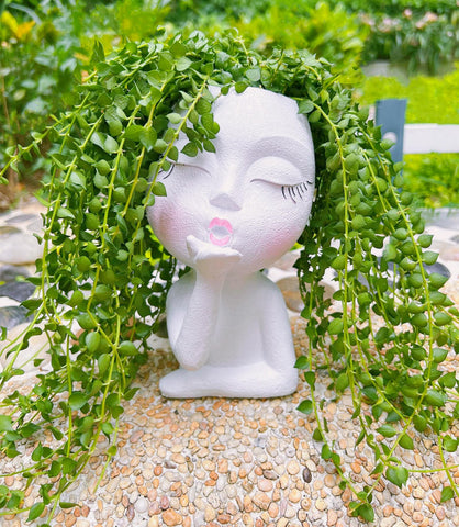EylbKey face pot white standing head view, ideal for trailing plants.
