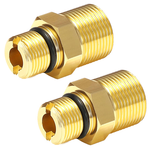 EZALOR water-outlet-fitting-on-pump demonstrating quick replacement for high-pressure washers.