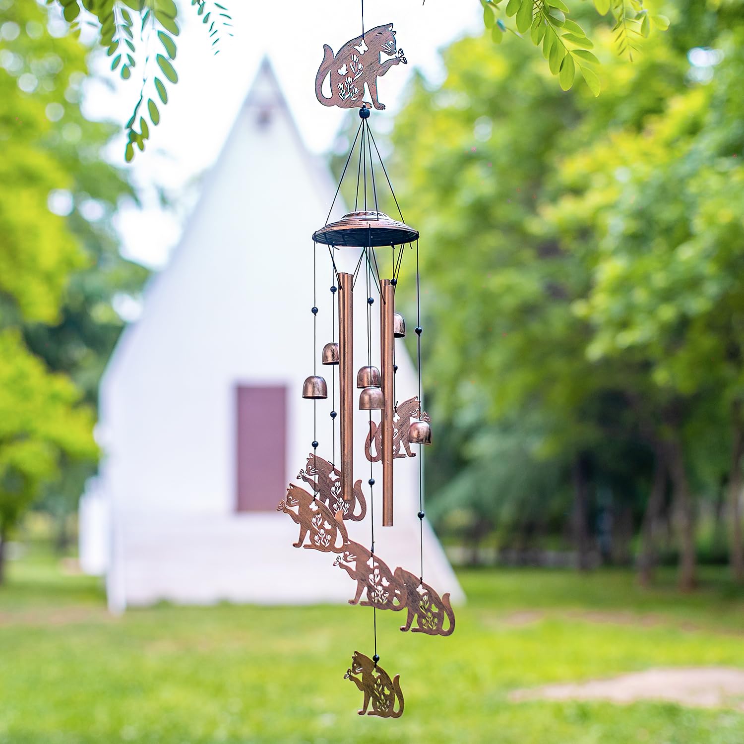 EZTZEN cat wind chime garden features durable metal for crisp tones.