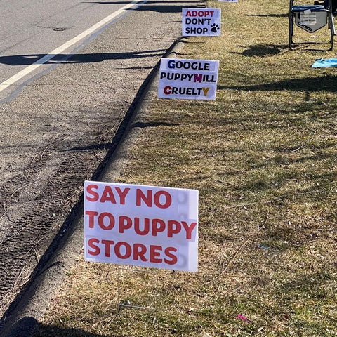 FAAYUCK multiuse signs suitable for yard sales parties and events.