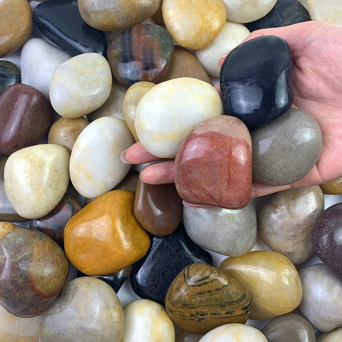 FANTIAN river rocks 2-3 inch for plants add natural color and improved drainage.