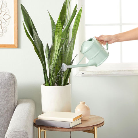 Farmlyn Creek compact design watering can for easy storage and handling