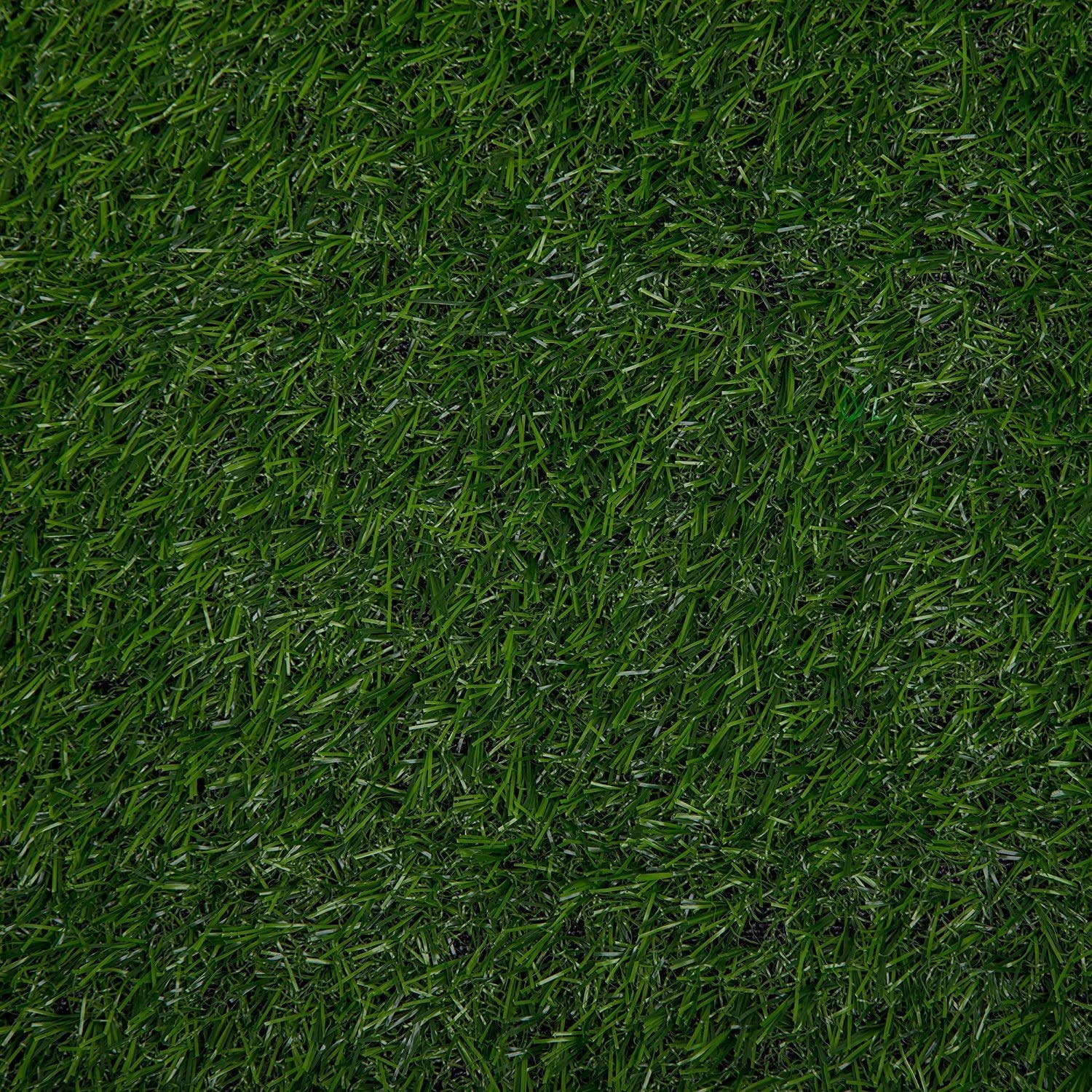 Fasmov green grass rug on a patio demonstrating weatherproof outdoor decoration