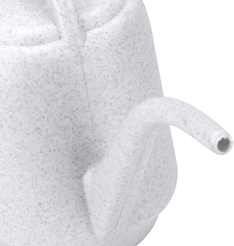 Fasmov ergonomic watering can with a comfortable grip for easy pouring