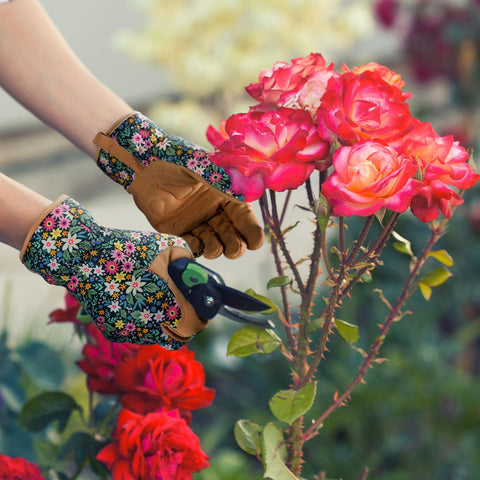 fauson gardening gloves feature elastic wrists to stay in place