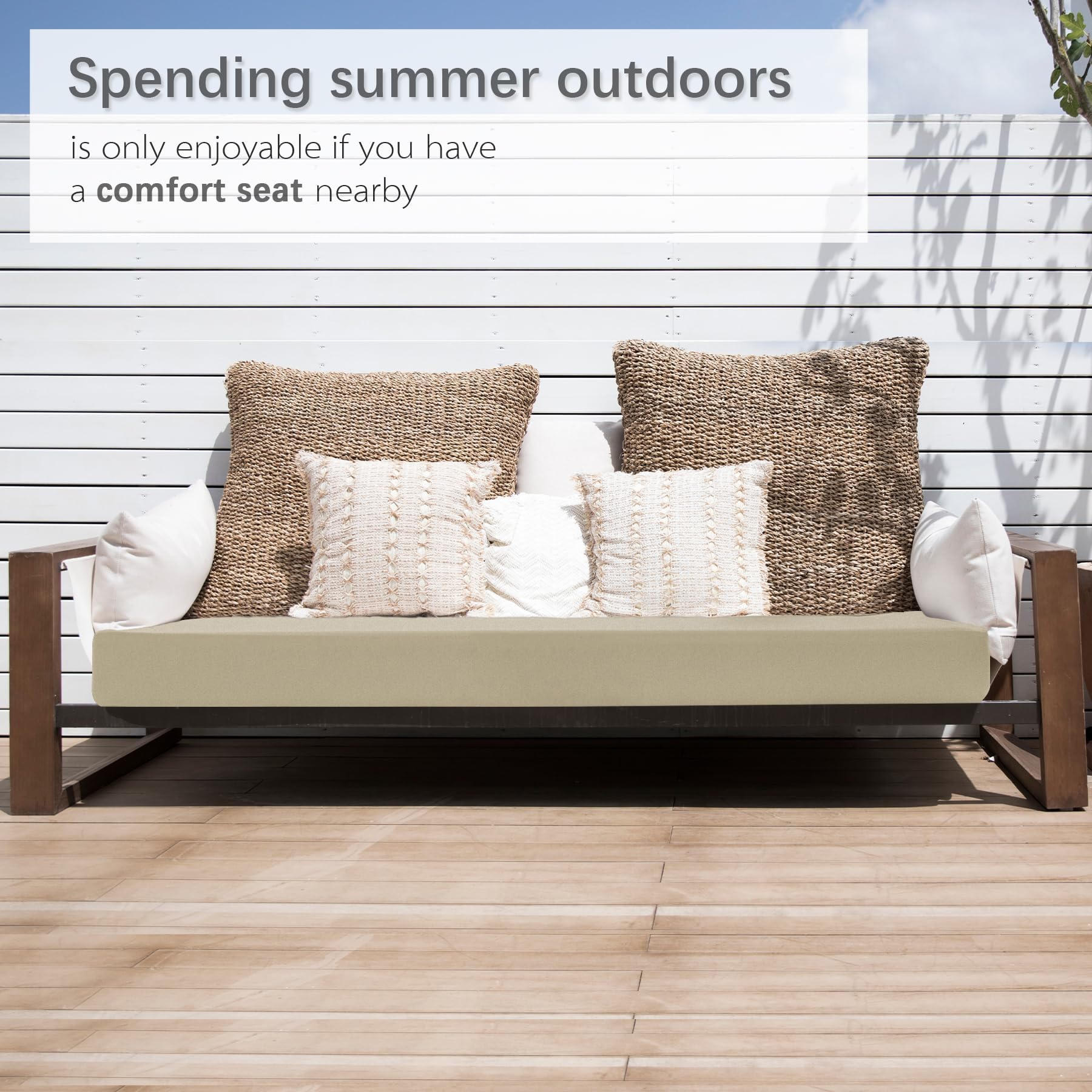 Favoyard weather-ready cushion ideal for patios, gardens, and decks.