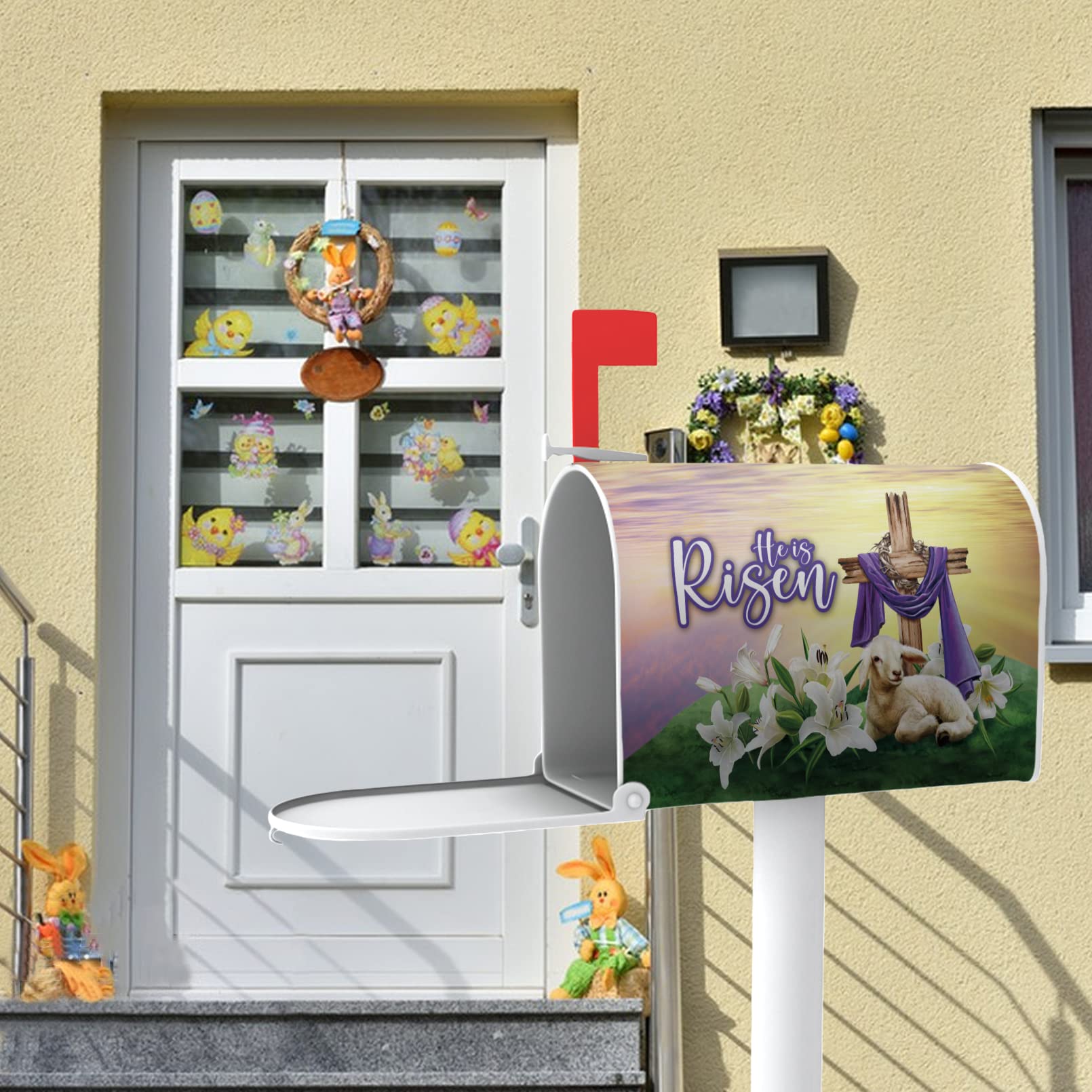 FBCOO weather-durable polyester shields mailbox from sun and rain.