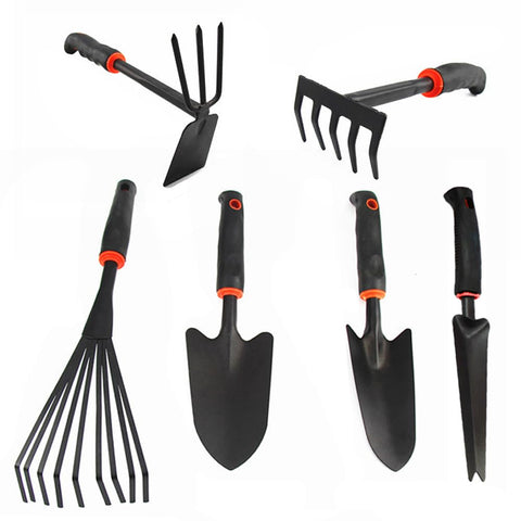 FCVEIDO shovels in the large garden tool set for efficient digging and planting.