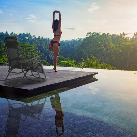 FDW Sturdy frame supports up to 250 lbs for durable outdoor use.